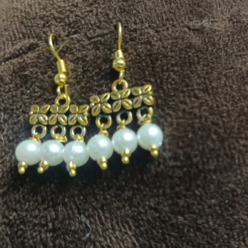 earnigs Elegant Pearl Stud Earrings